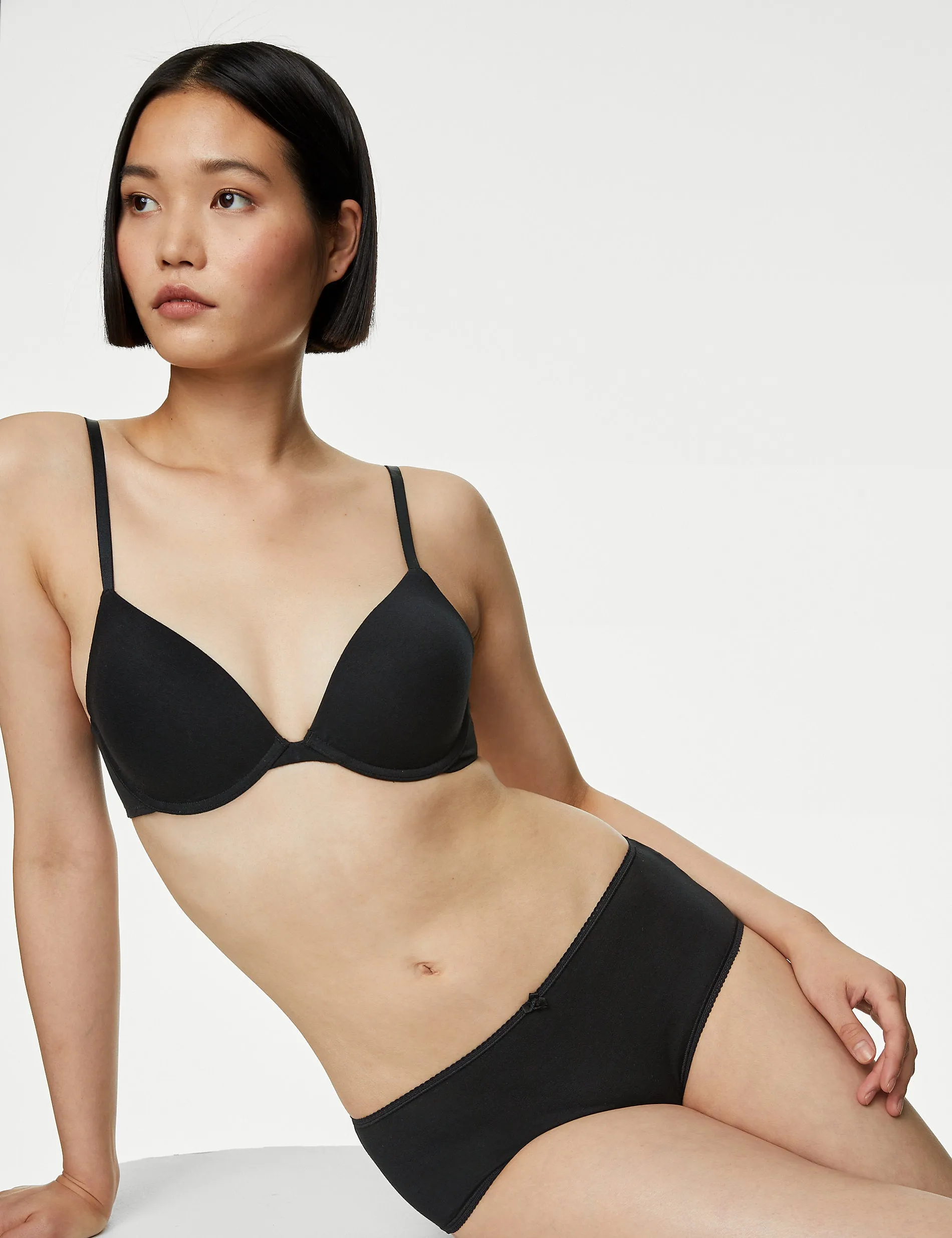 High-waisted cotton and lycra shorts, 5 pcs. Marks & Spencer, black