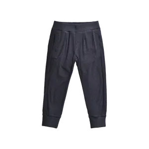 Jennifer-fw22 Black