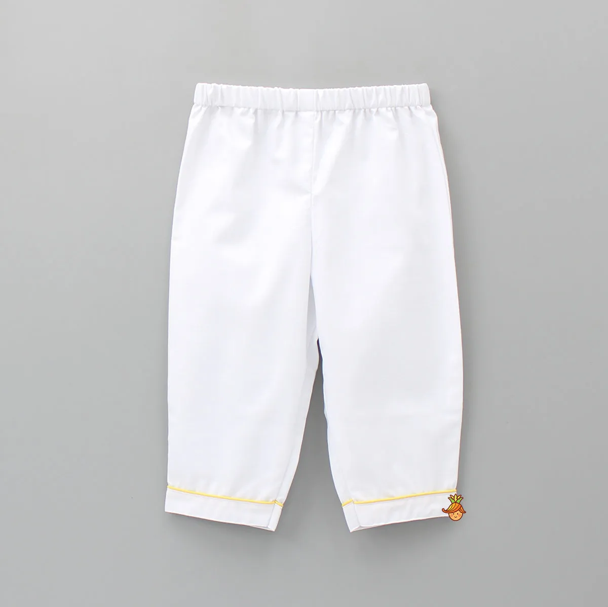 Lion Embroidered White Sleepwear